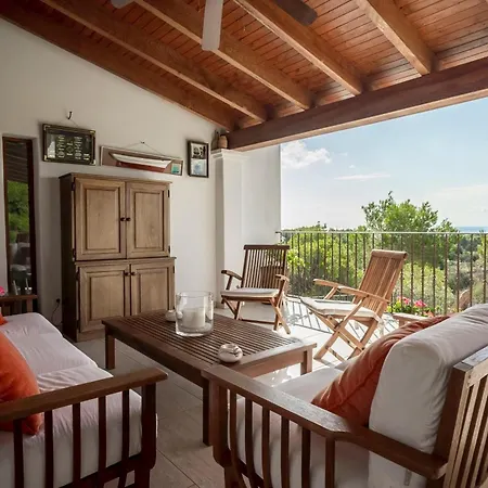 Villa Azumar *